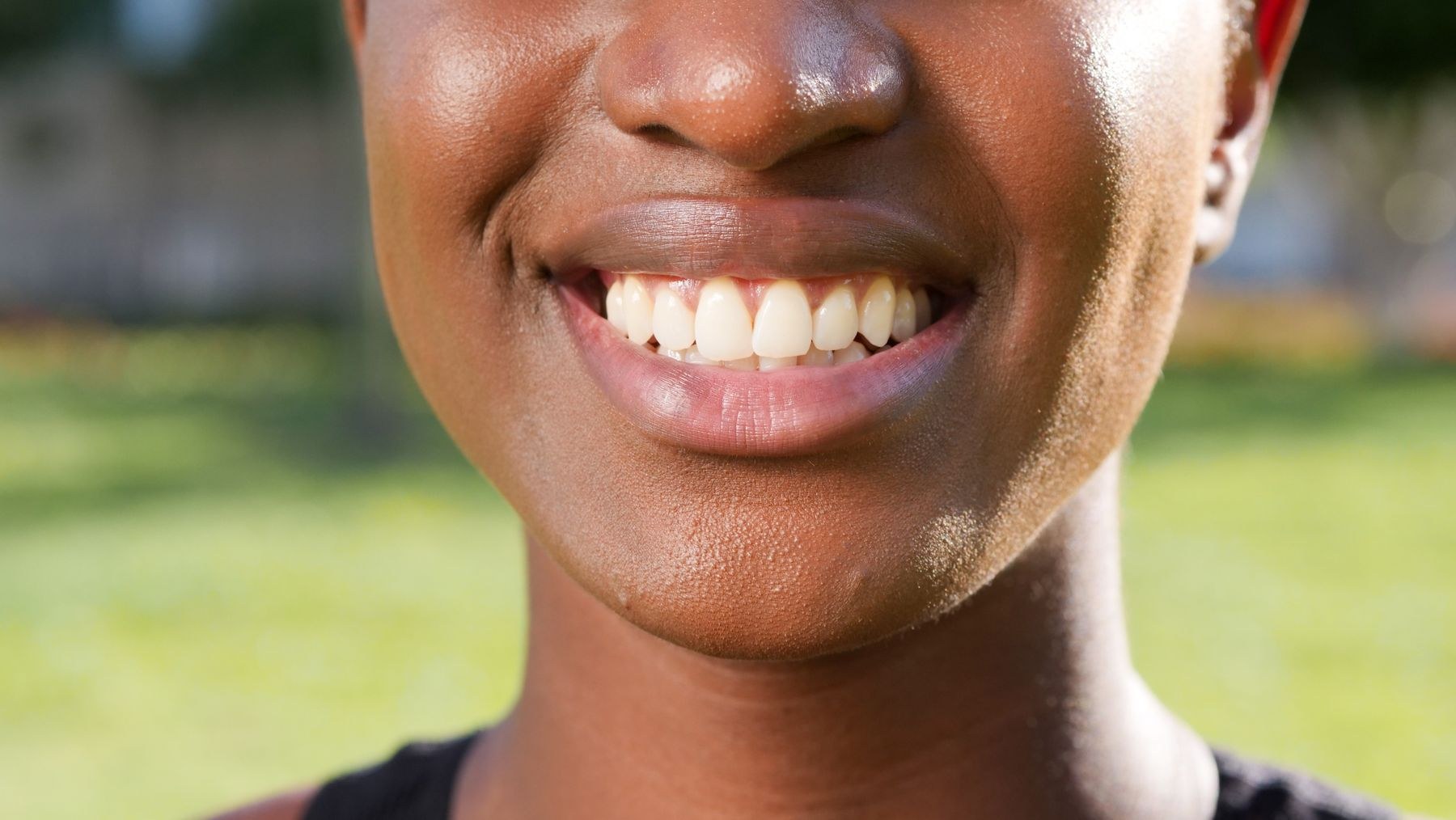 Sorriso in primo piano, foto illustrativa